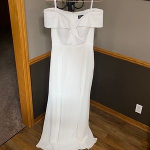 NWT xscape  ivory strapless v neck gown/dress